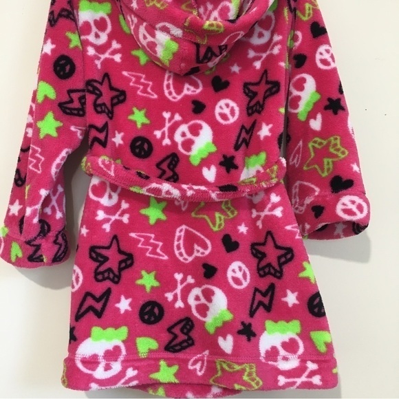 SO little girls pink hooded belted robes - Picture 8 of 12
